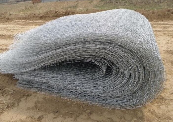 Hohe Zugfestigkeit 3,4 mm Galvanisiertes Gabion-Sechseckengitter zum Schutz der Ufer