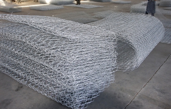 Hohe Zugfestigkeit 3,4 mm Galvanisiertes Gabion-Sechseckengitter zum Schutz der Ufer