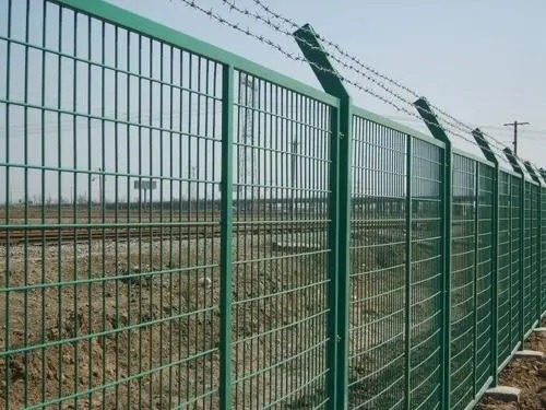 3-8mm Drahtweite Verzinkte oder PVC Beschichtete Zaun Mesh Panel Tierzaun